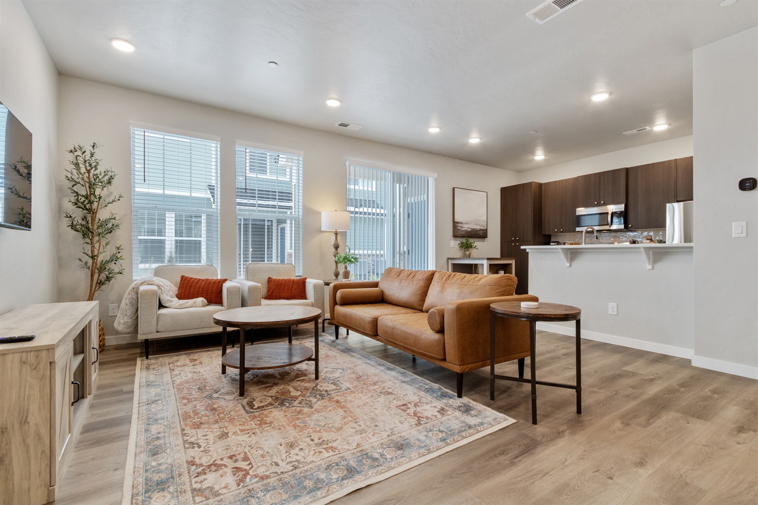 or-hounslow-way-or-elegant-2-bedroom-townhome-or-nampa-idaho-or/