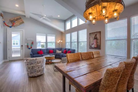 RELAX in a Modern Beach House | Walk to Ocean