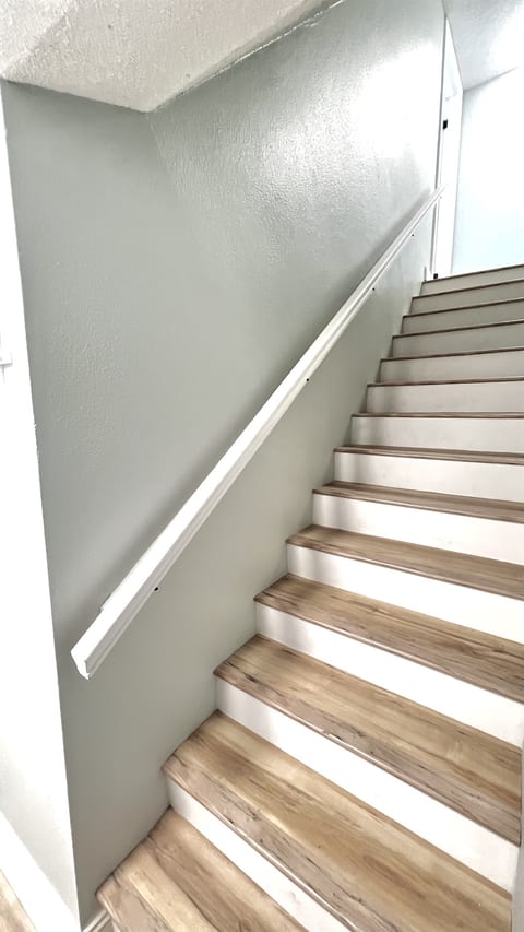 2 Bedrooms Upstairs