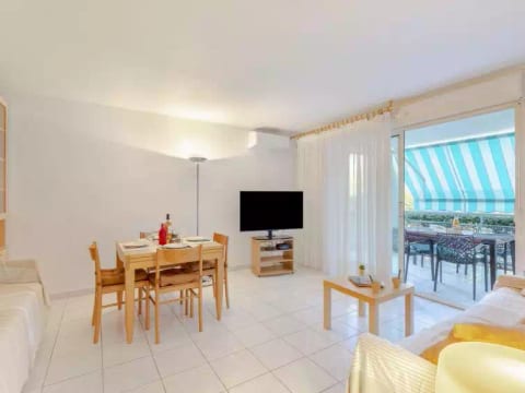 Le Clos Saint Saens