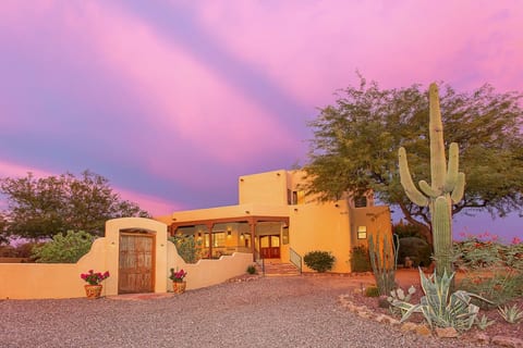 Welcome to the vacation home of your dreams!