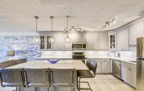 Atlantis 410 Oceanfront