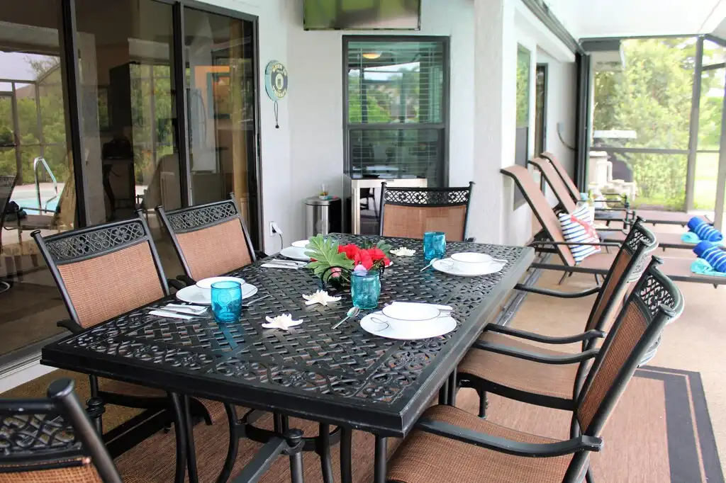 Just Beachy Vacation home, Gulf Access, Pool - Cape Coral