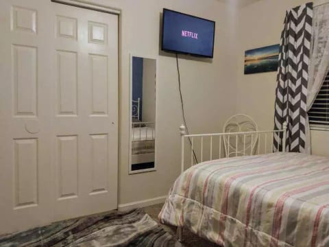Every room in the Park House includes a mini fridge, a microwave, and a smart TV with Netflix, Amazon Prime Video, and a host of other streaming apps for your enjoyment.