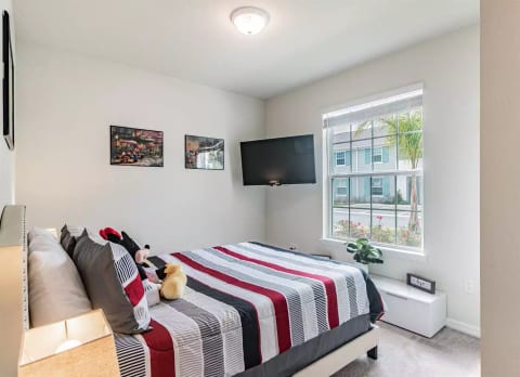 SR7424 - ♥LUXURY BRAND NEW Cozy Pool Townhouse near to Disney♥