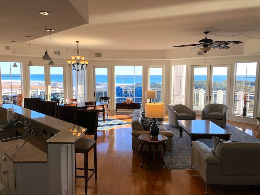 Huge great room with sweeping 180 degree views of the Gulf and wraparound balconies!