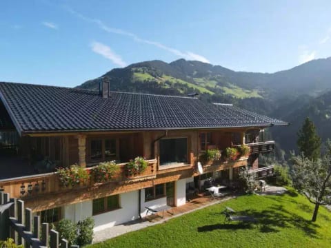 Panorama Chalet Tirol