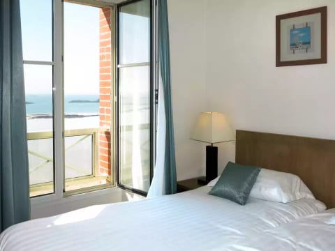 Reine Marine - T3 Balcon Lat. Mer