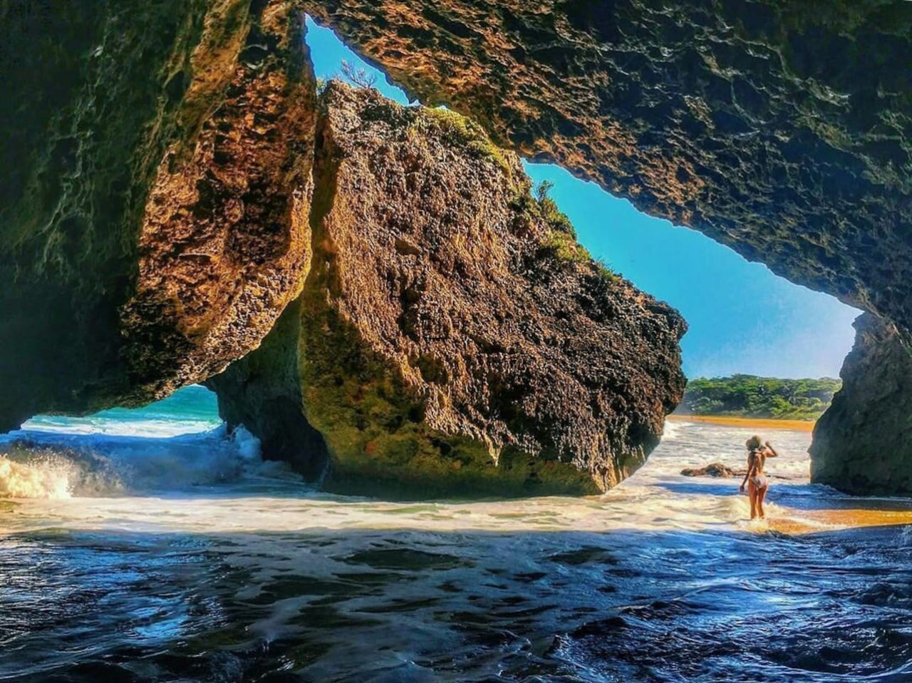 relax-or-beach-or-airport-and-golf-or-ramey-base/