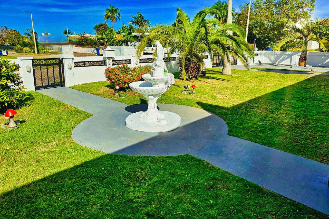 king-bed-or-beach-airport-and-golf-or-ramey-base-stay/