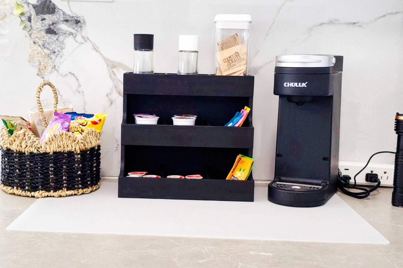 king-bed-or-beach-airport-and-golf-or-ramey-base-stay/