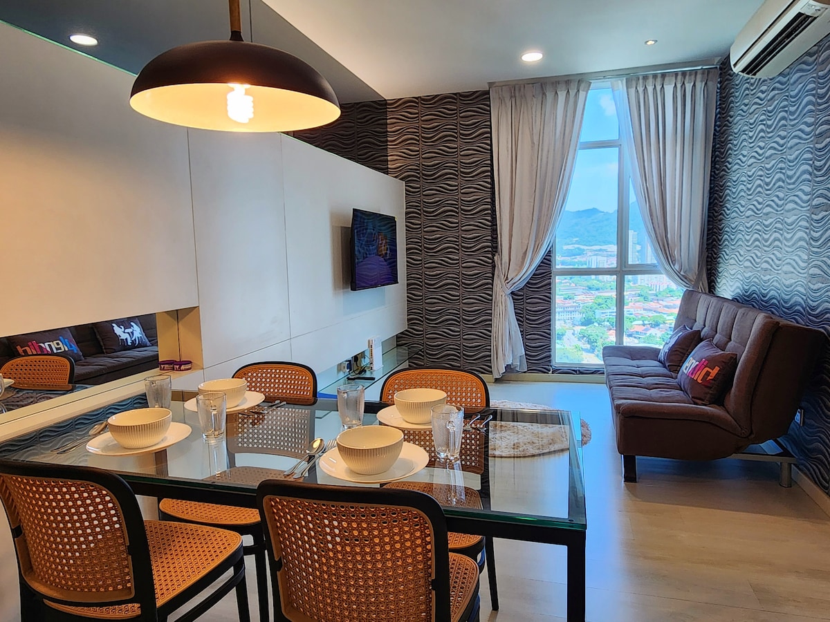 Cozy & Stylish 2BR Home image 2