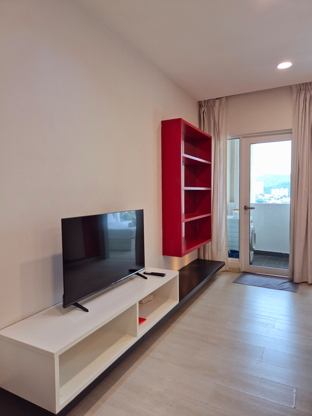 Modern & Relax Studio Penang image 2