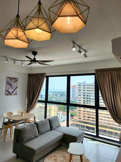 Urban Muji Retreat Suites #3BR #2carparks image 2
