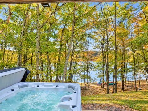 Olibear in The Poconos
