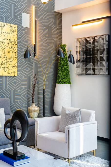 poolspahome-theaterrooftop/