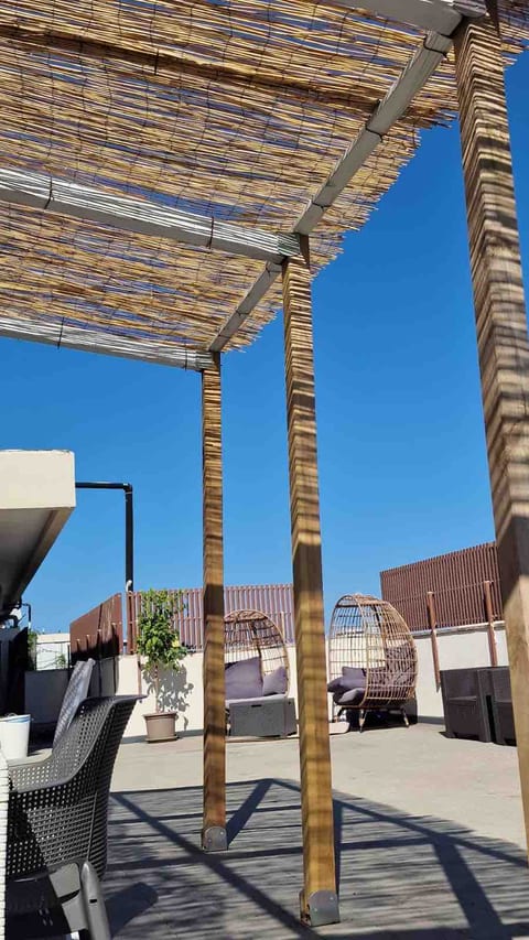 LuxusP4T 3 bedroom, pool, tennis court and sauna image 4