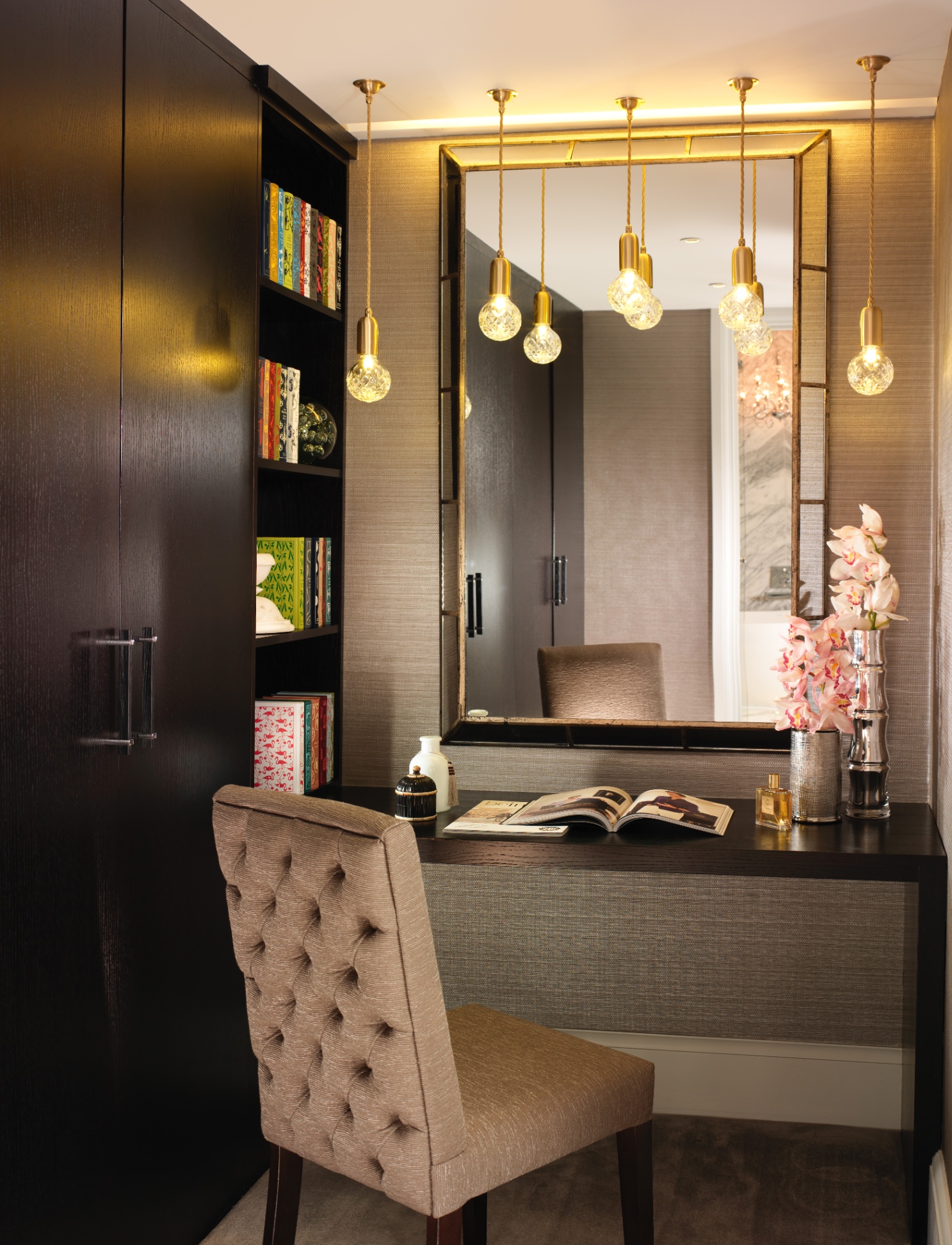 luxury-one-bedroom-apartment-with-hotel-services/