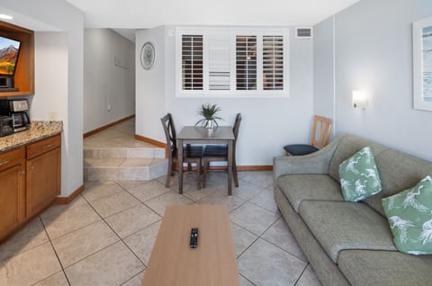 Beach Cove 516 - 1 Bedroom