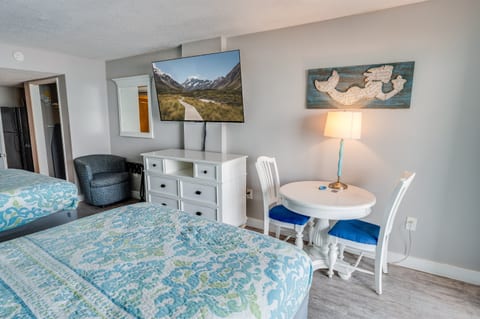Compass Cove 363 - Oceanfront Studio