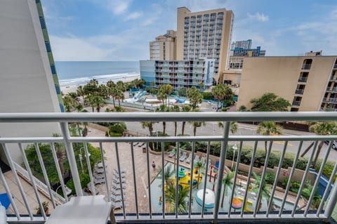 Coral Beach 544 - Oceanview Studio