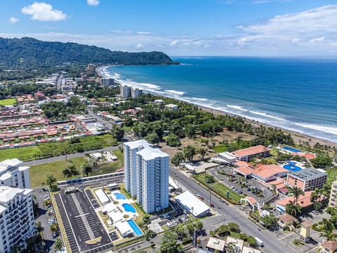 Condo Jadura