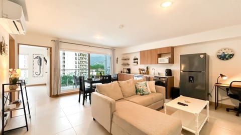 Condo Jadura