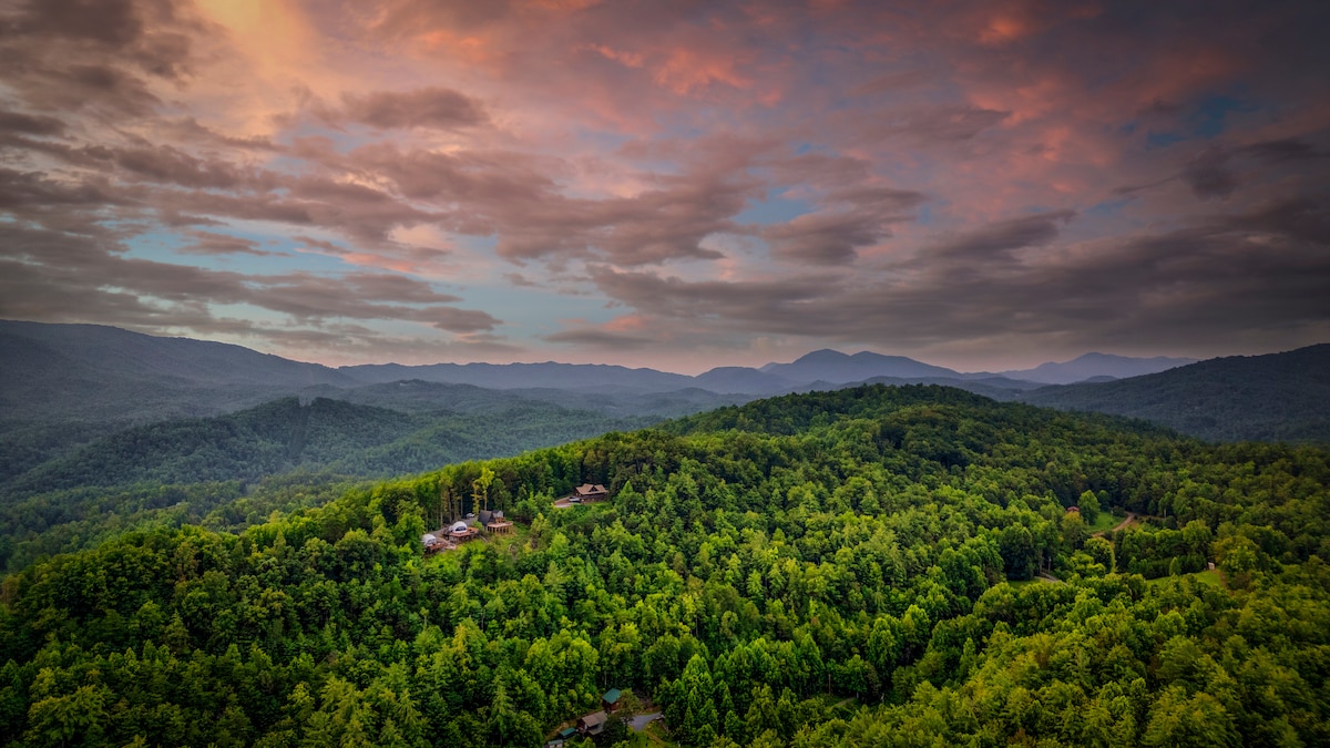 Contrast Cove Dome in Smoky Mountains image 61