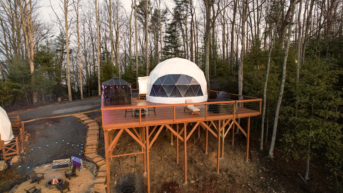 Contrast Cove Dome in Smoky Mountains image 8