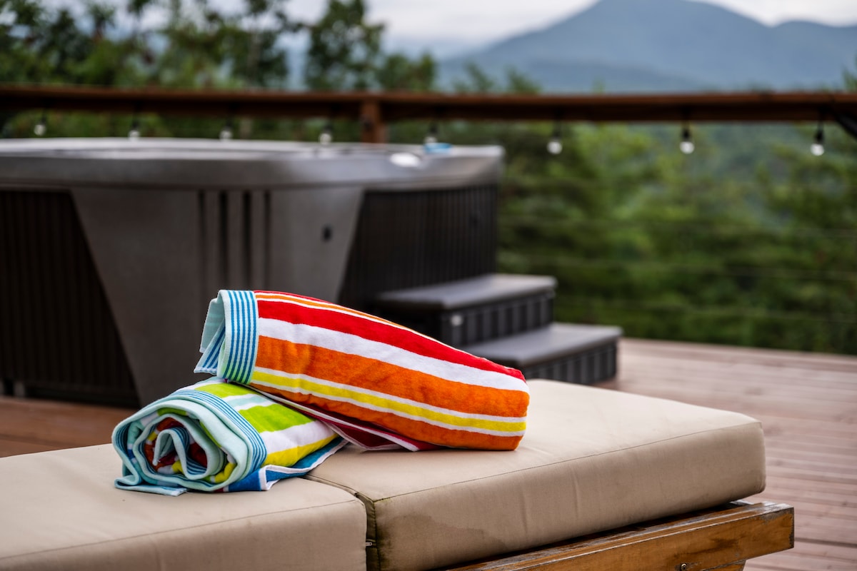 Contrast Cove Dome in Smoky Mountains image 28