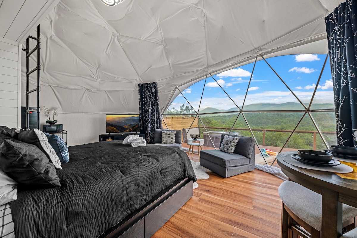 Contrast Cove Dome in Smoky Mountains image 3