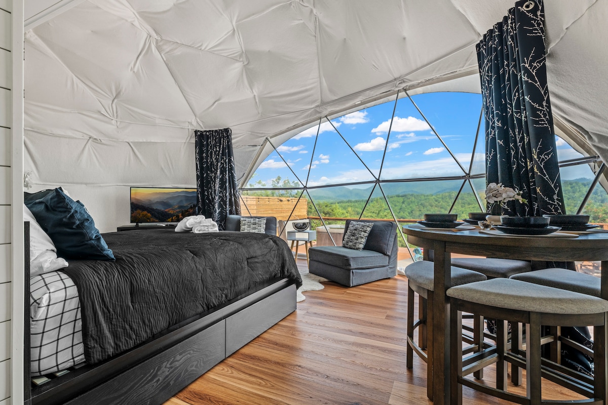 Contrast Cove Dome in Smoky Mountains image 54