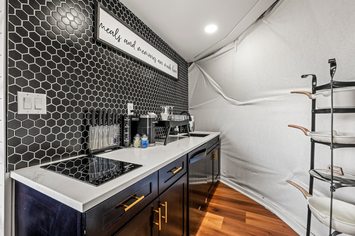 Contrast Cove Dome in Smoky Mountains image 48