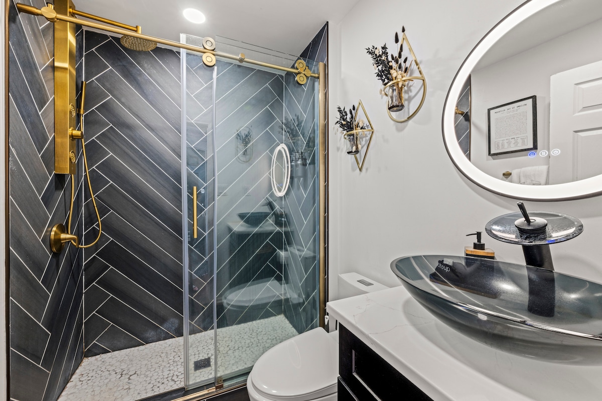 Contrast Cove Dome in Smoky Mountains image 44