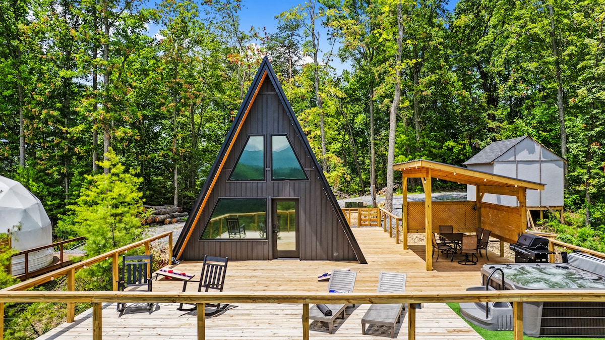 A-Frame Cabin In Smoky Mountains image 3
