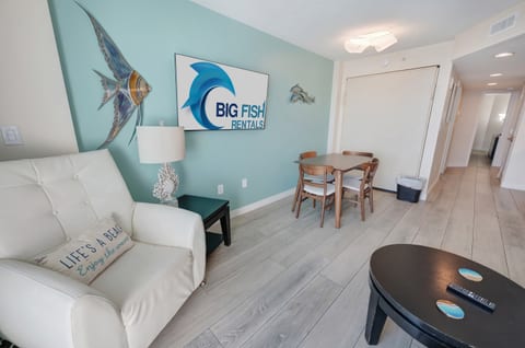 Oceans One 406 - 1 Bedroom