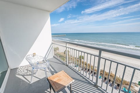 Oceans One 604 - 1 Bedroom