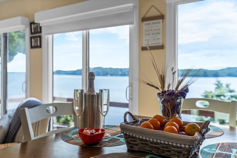 Double J's LakeHouse