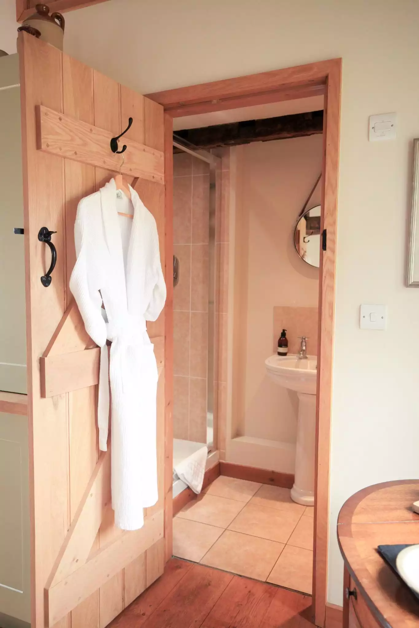 The Cottle ensuite shower room - Manor Farm-MK - Newton Longville