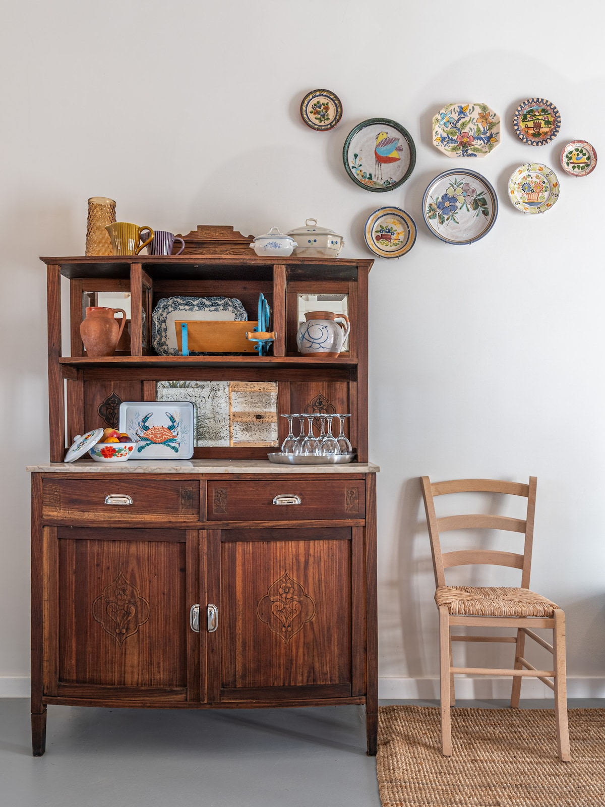 This open plan living, with kitchen and dining are, invites you to take time and admire the simplicity of rural living. 