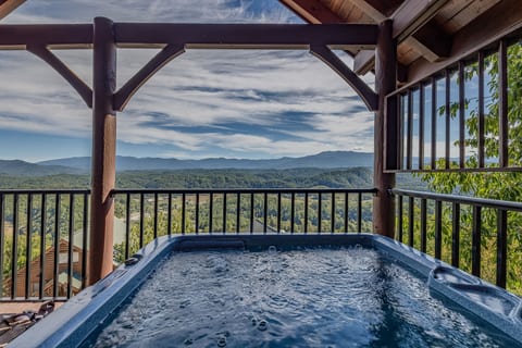 The hot tub is a great end to all the activities in Pigeon Forge and Gatlinburg