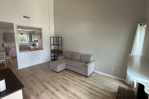 Cozy 2BR Hideaway - I Heart Jacksonville