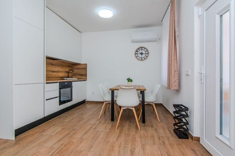 Apartments Mucaj - Unit 377795-13