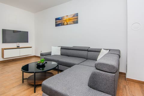 Apartments Mucaj - Unit 377795-13