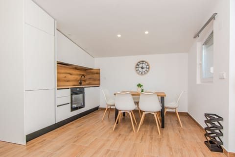 Apartments Mucaj - Unit 377796-13