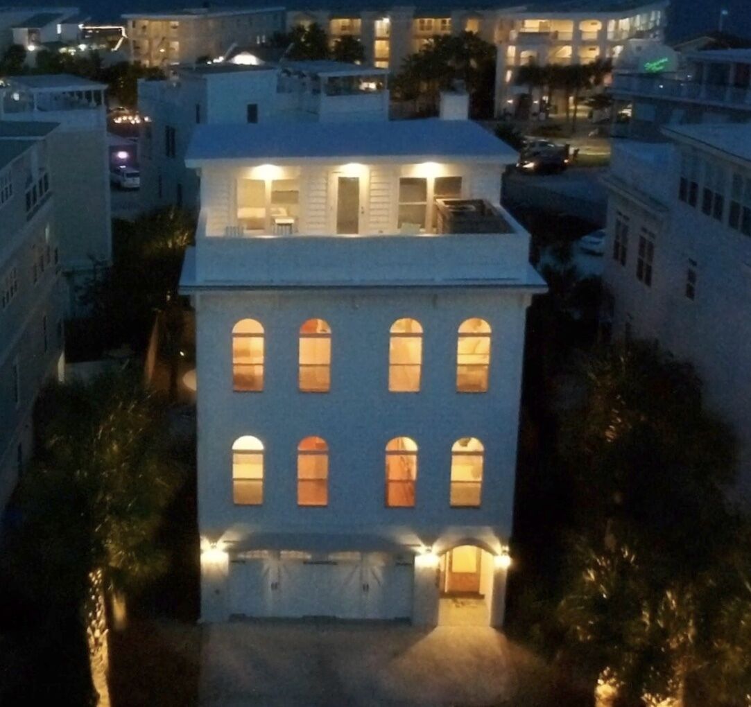 sea-glass-8-br-home-with-pool/