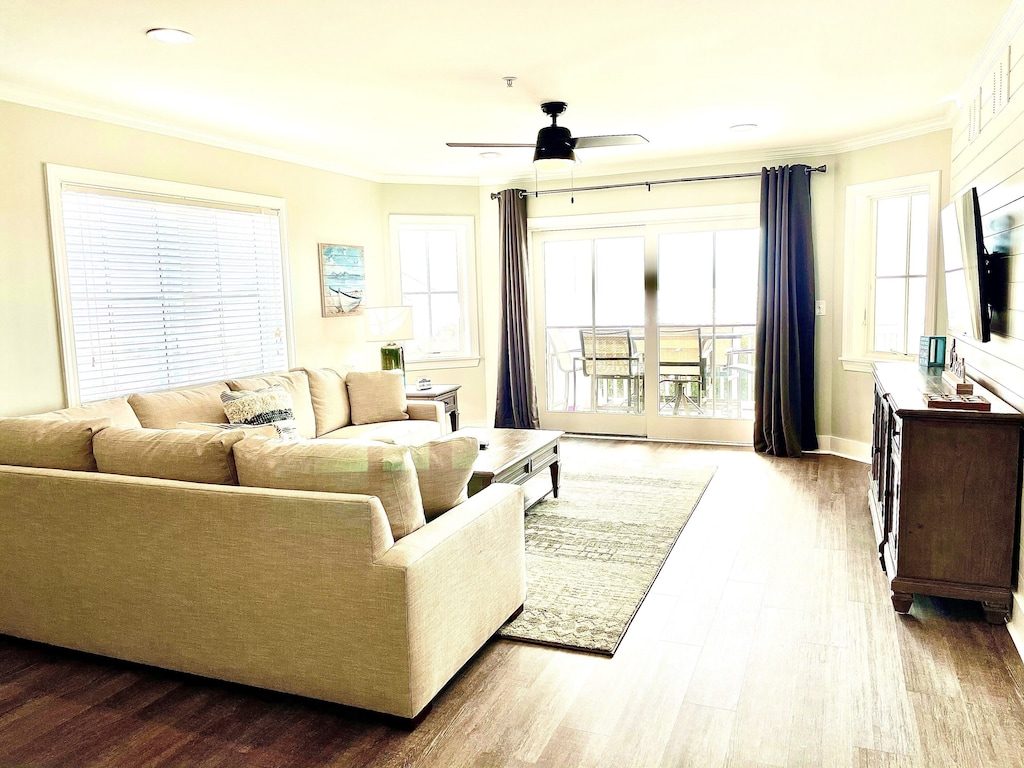 dunescape-condos-101-island-jammin'/