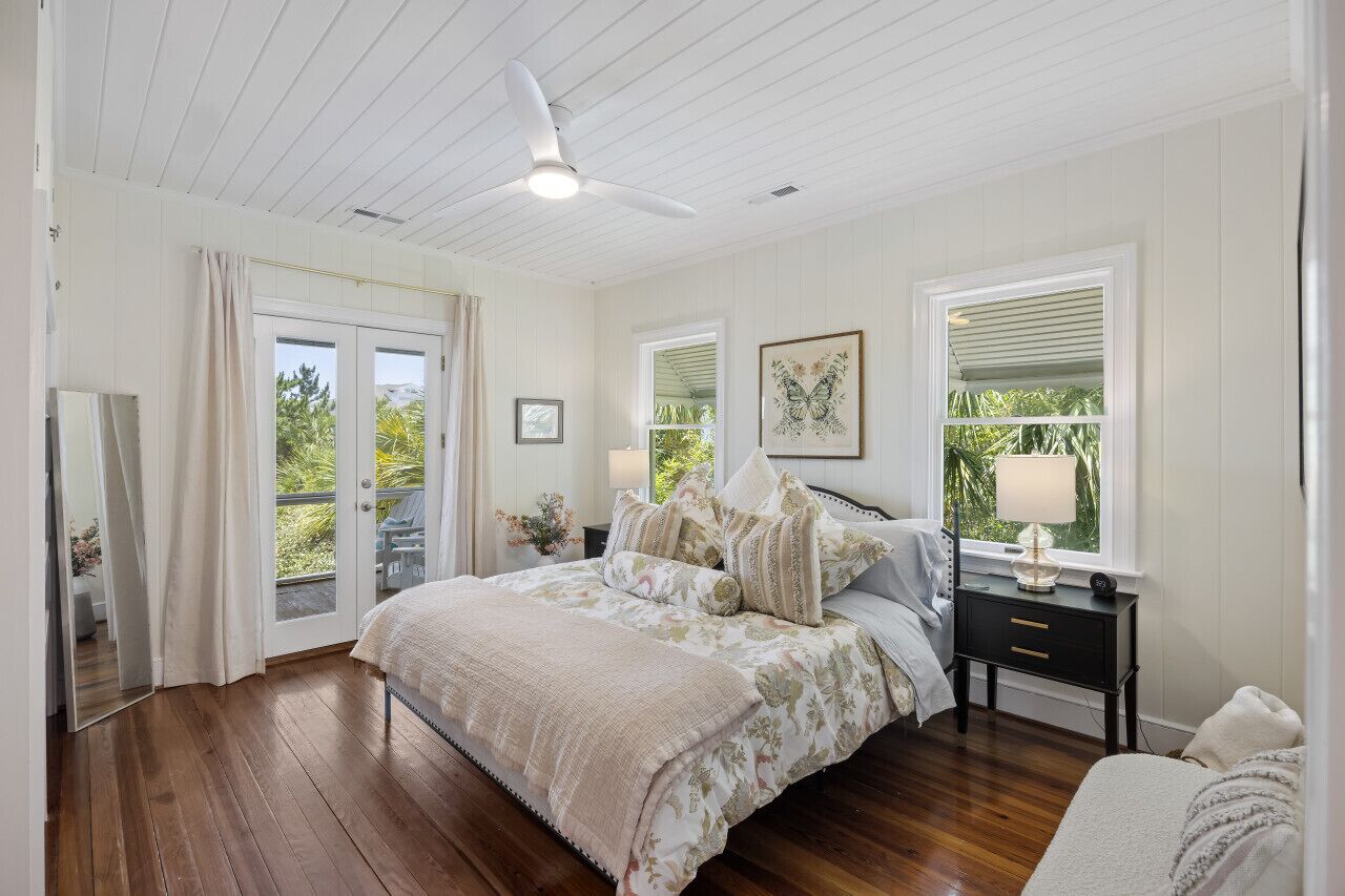 roosevelt-retreat-306-charleston-blvd/