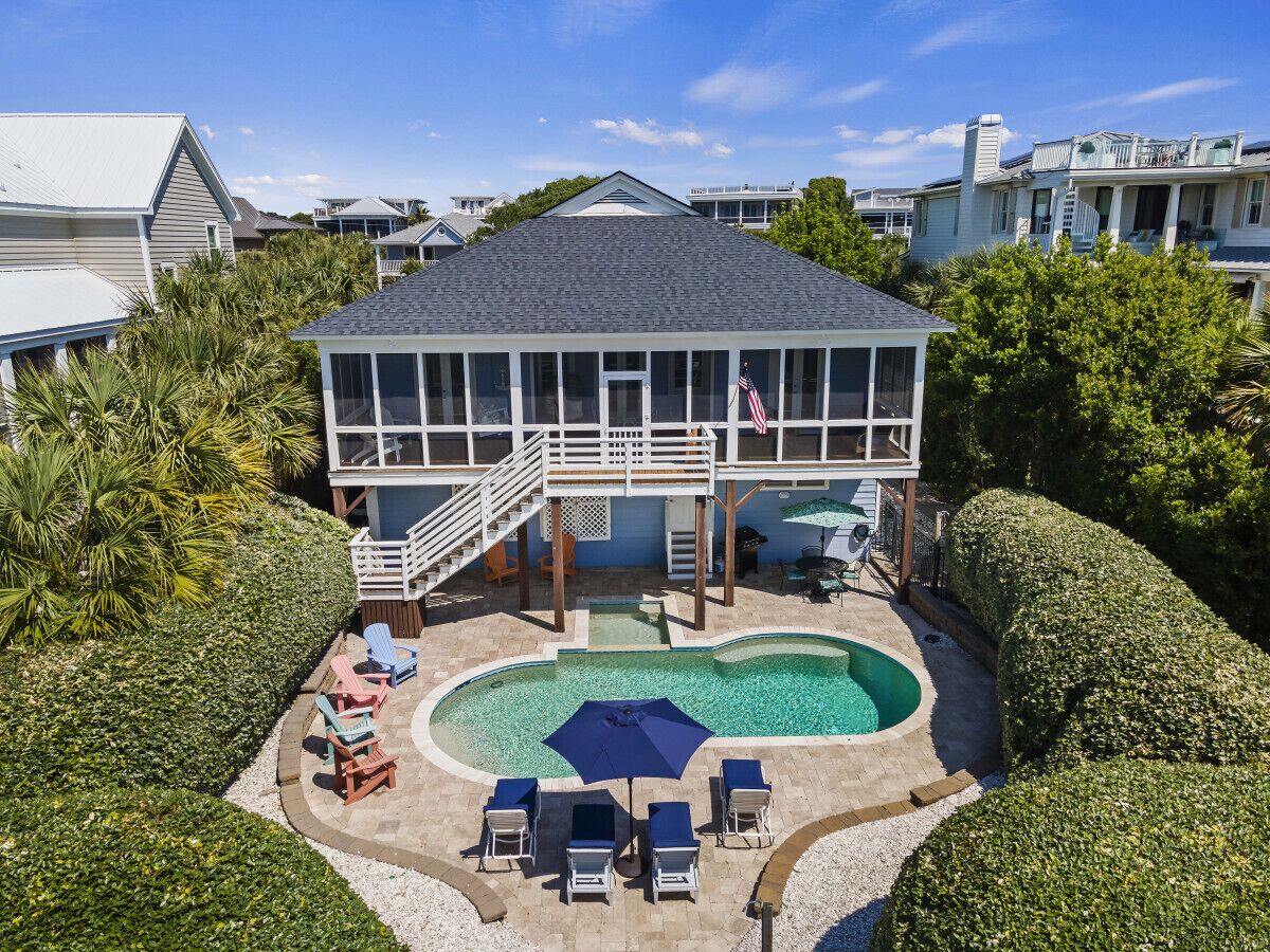 roosevelt-retreat-306-charleston-blvd/