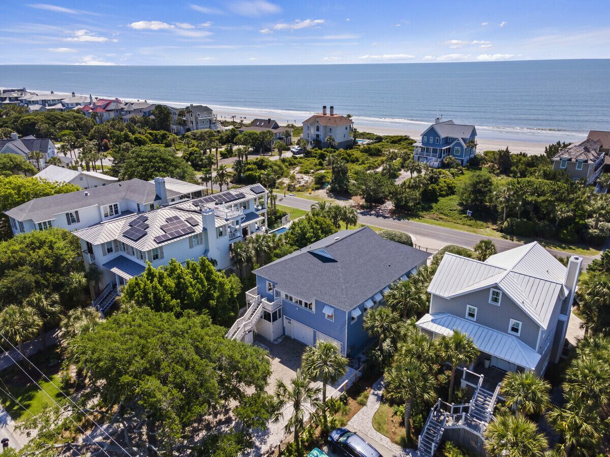 roosevelt-retreat-306-charleston-blvd/